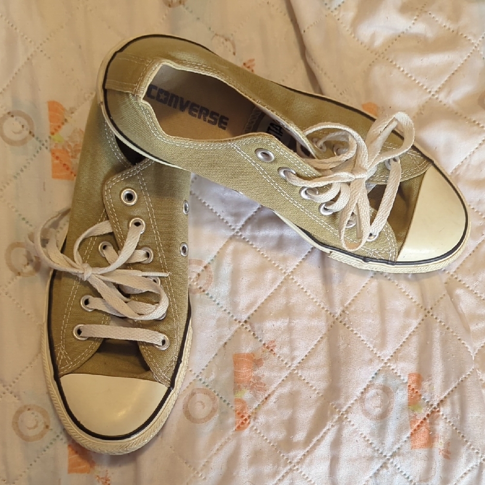 Converse Women's Olive Green Sneakers